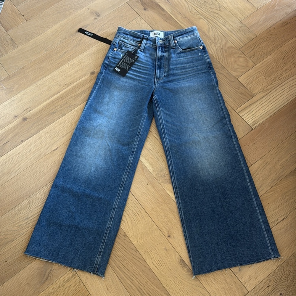 NWT PAIGE Petite Anessa Wide Leg w/ Raw Hem in Rock Show Distressed Wash size 24